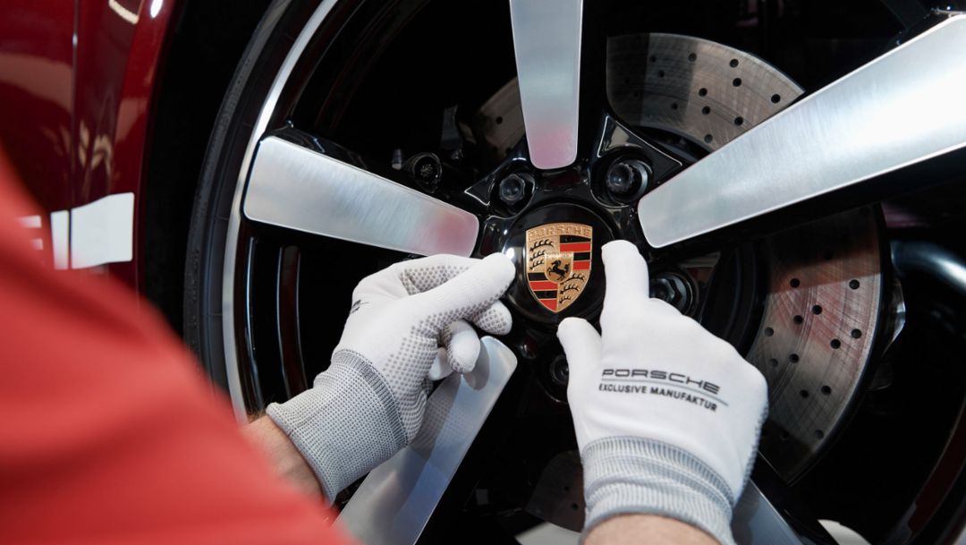 Porsche Heritage Design strategy
